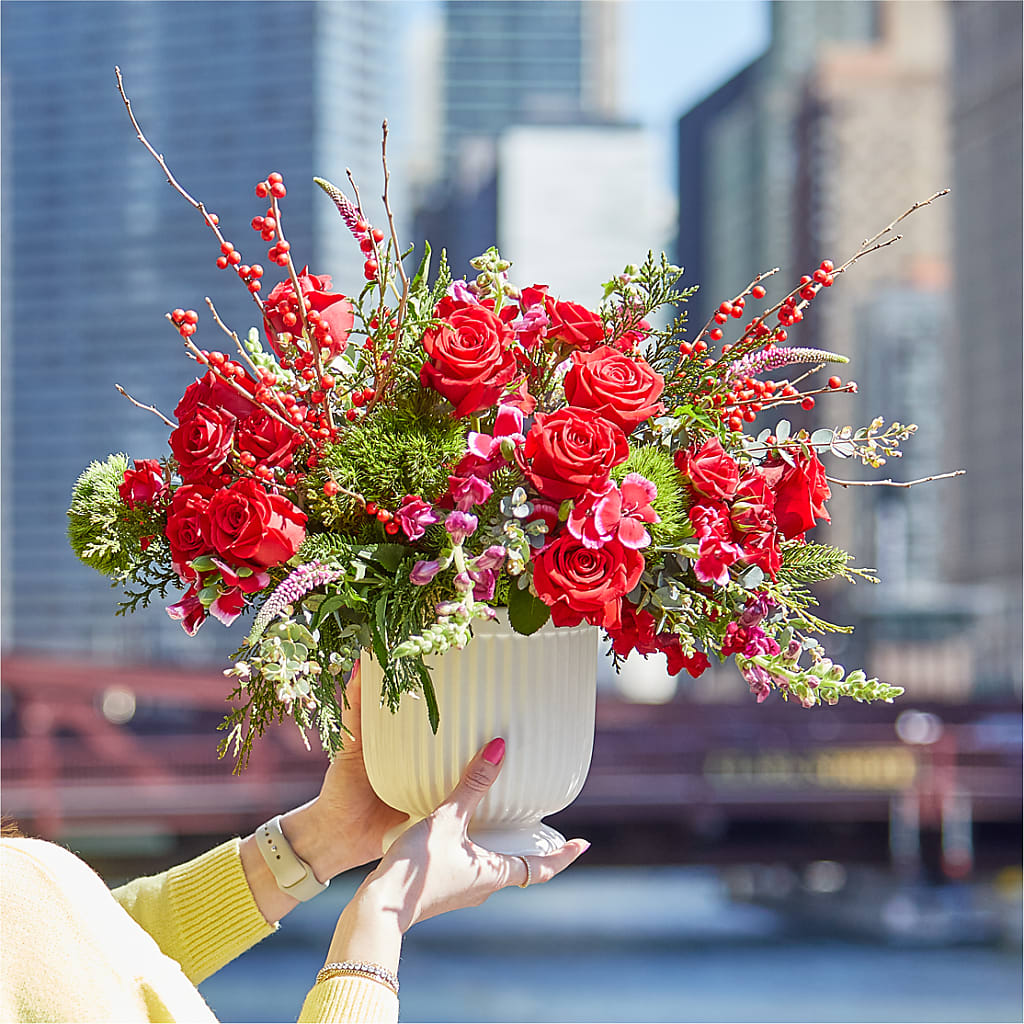 Big Red Bow Bouquet – BEN & NEVA'S FLOWERS, Grand Saline TX