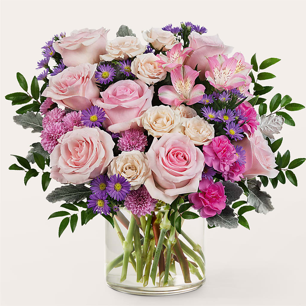 Light as a Feather Bouquet – BEN & NEVA'S FLOWERS, Grand Saline TX