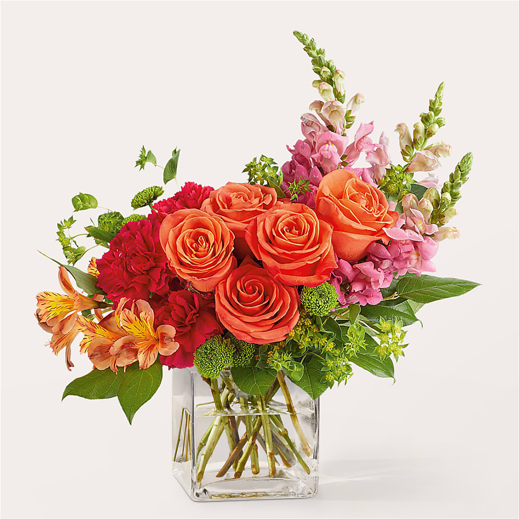 Cosmopolitan Bouquet – BEN & NEVA'S FLOWERS, Grand Saline TX