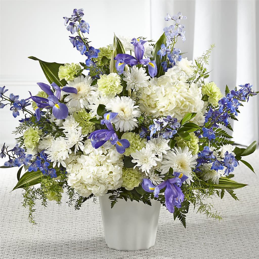Soft Serenity Floor Basket – BEN & NEVA'S FLOWERS, Grand Saline TX