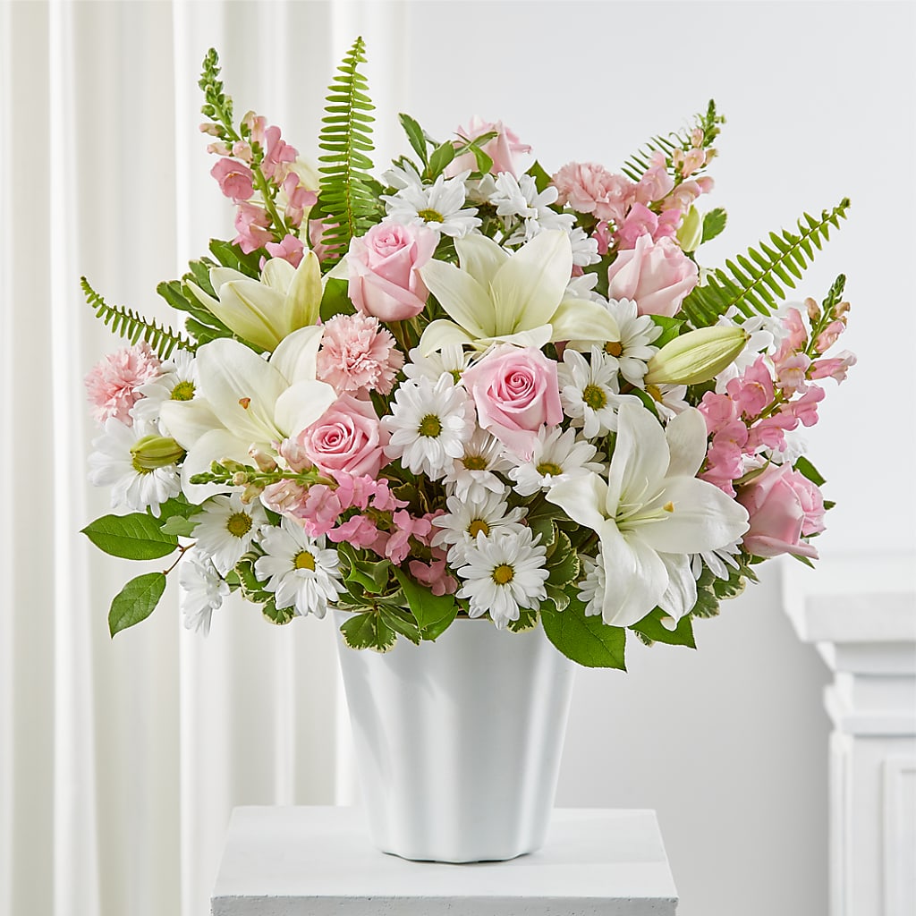 Soft Touch Tabletop Basket – BEN & NEVA'S FLOWERS, Grand Saline TX