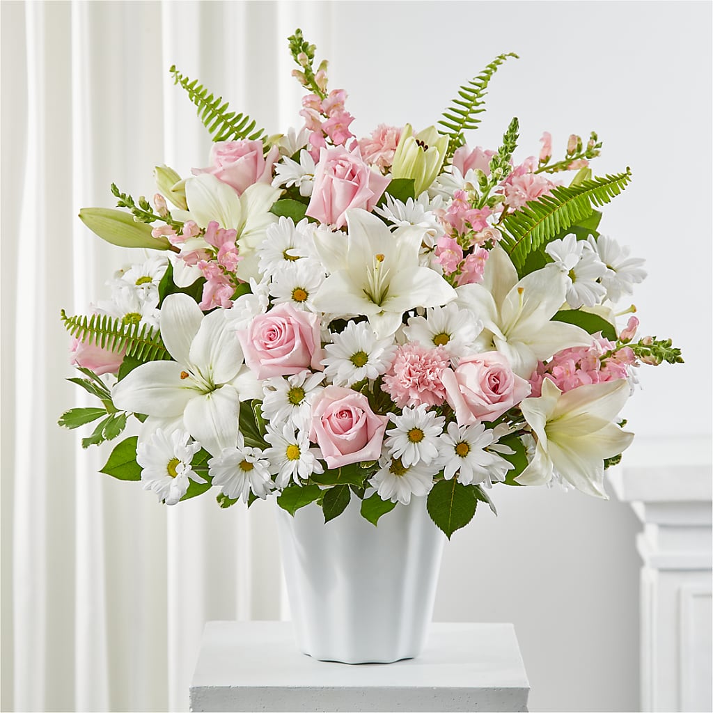 Soft Touch Tabletop Basket – BEN & NEVA'S FLOWERS, Grand Saline TX