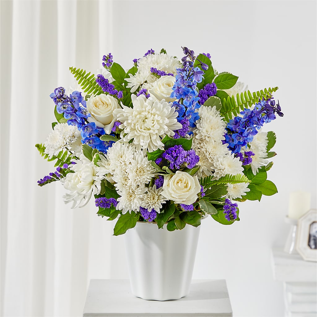 Hold Dear Tabletop Basket – BEN & NEVA'S FLOWERS, Grand Saline TX