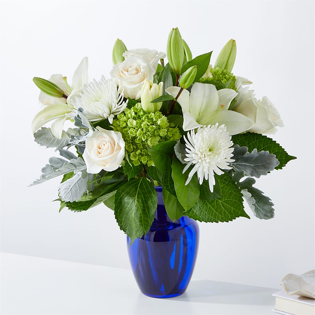 Snowy Dreams Bouquet – BEN & NEVA'S FLOWERS, Grand Saline TX