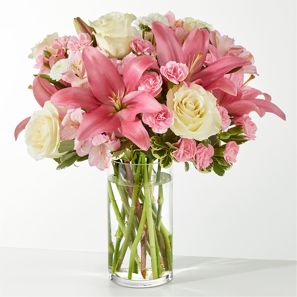 Piece of Cake Bouquet – BEN & NEVA'S FLOWERS, Grand Saline TX