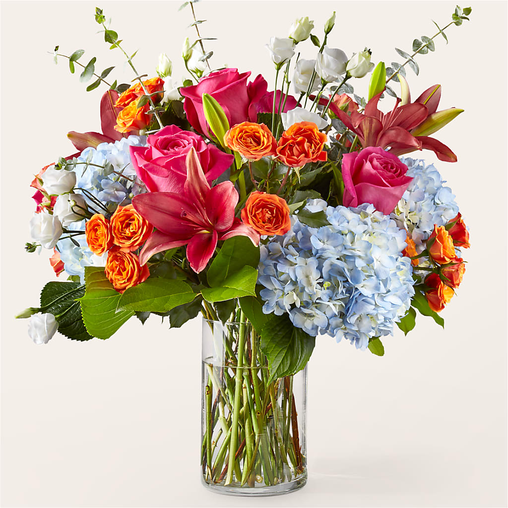 Awestruck Luxury Bouquet – BEN & NEVA'S FLOWERS, Grand Saline TX