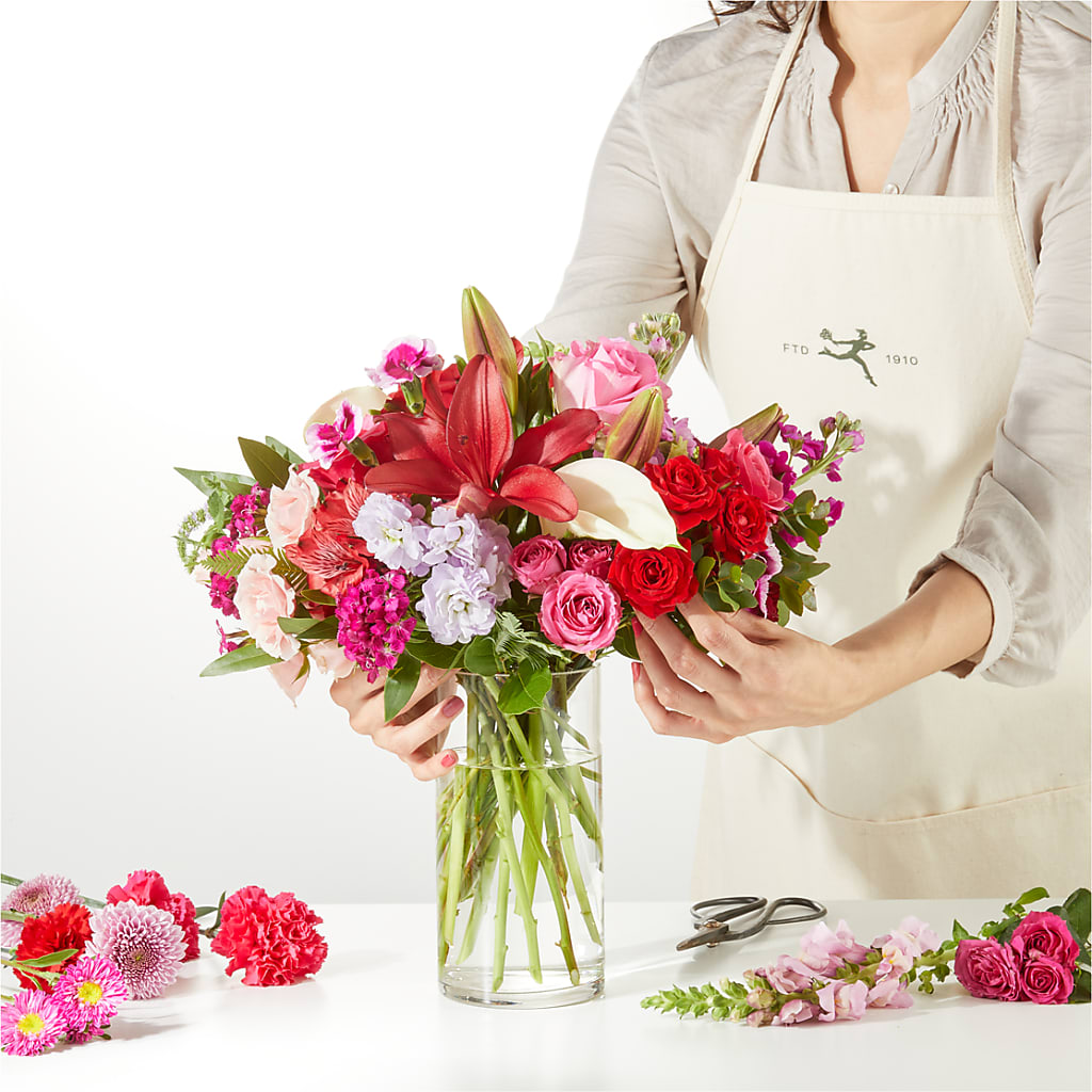 Swooning Over You - A Luxury Florist Original – BEN & NEVA'S FLOWERS, Grand Saline TX