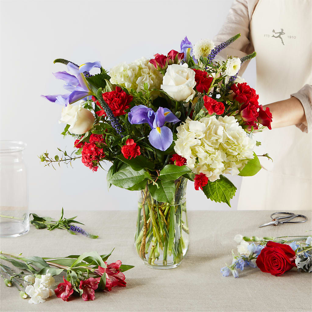 Star Spangled - A Florist Original – BEN & NEVA'S FLOWERS, Grand Saline TX