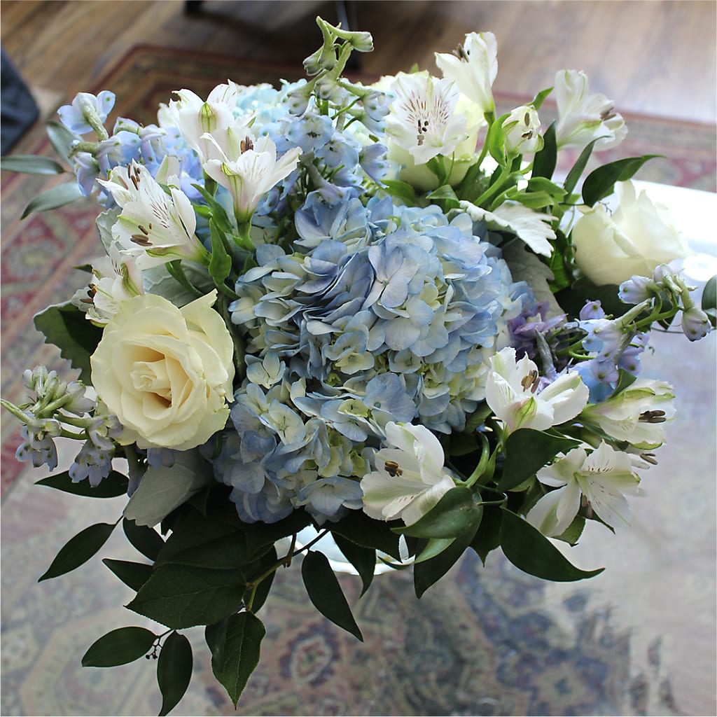 Clear Skies Bouquet – BEN & NEVA'S FLOWERS, Grand Saline TX