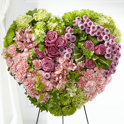 Heartwarming Standing Heart – BEN & NEVA'S FLOWERS, Grand Saline TX