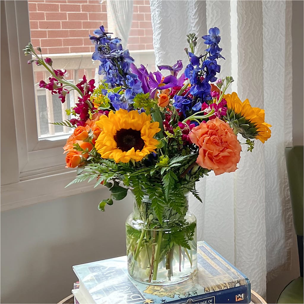 Rays of Life Bouquet – BEN & NEVA'S FLOWERS, Grand Saline TX