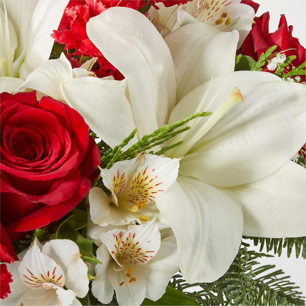 Holiday Season Bouquet – BEN & NEVA'S FLOWERS, Grand Saline TX