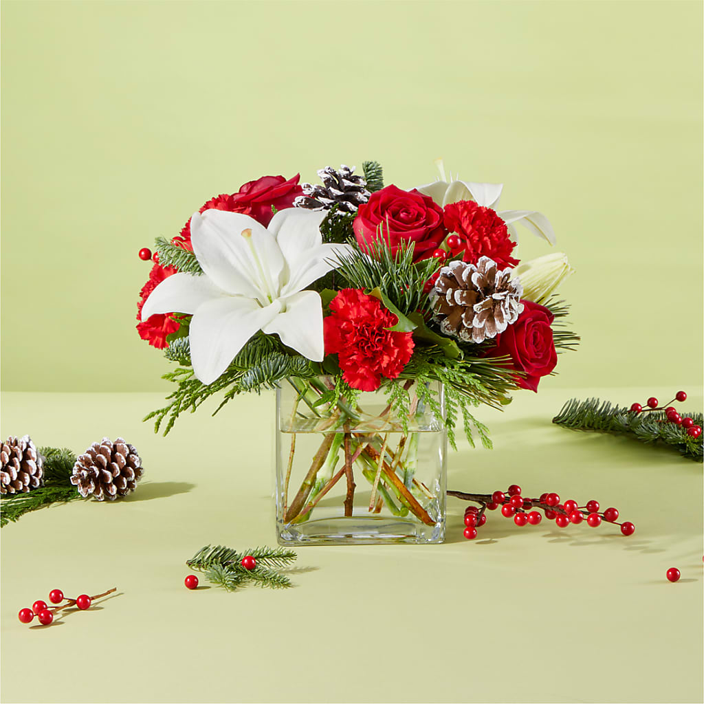 Glistening Icicles Bouquet – BEN & NEVA'S FLOWERS, Grand Saline TX