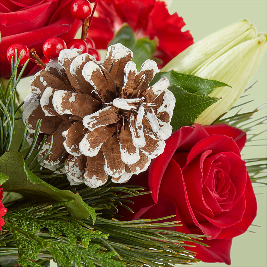 Glistening Icicles Bouquet – BEN & NEVA'S FLOWERS, Grand Saline TX