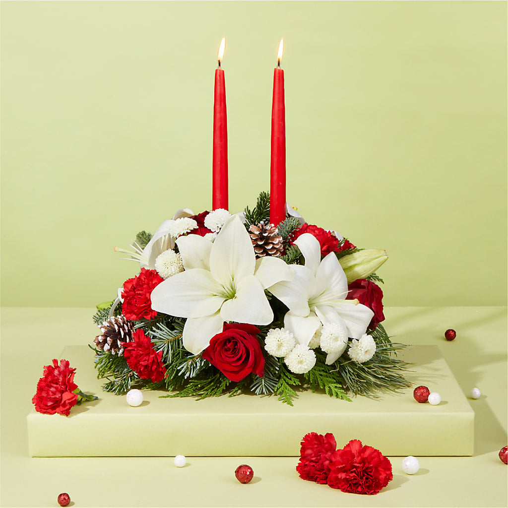 Seasonal Festivities Centerpiece – BEN & NEVA'S FLOWERS, Grand Saline TX