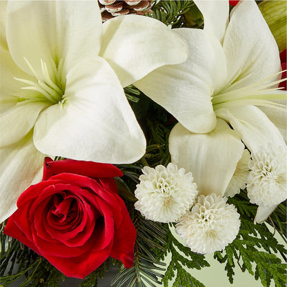 Seasonal Festivities Centerpiece – BEN & NEVA'S FLOWERS, Grand Saline TX