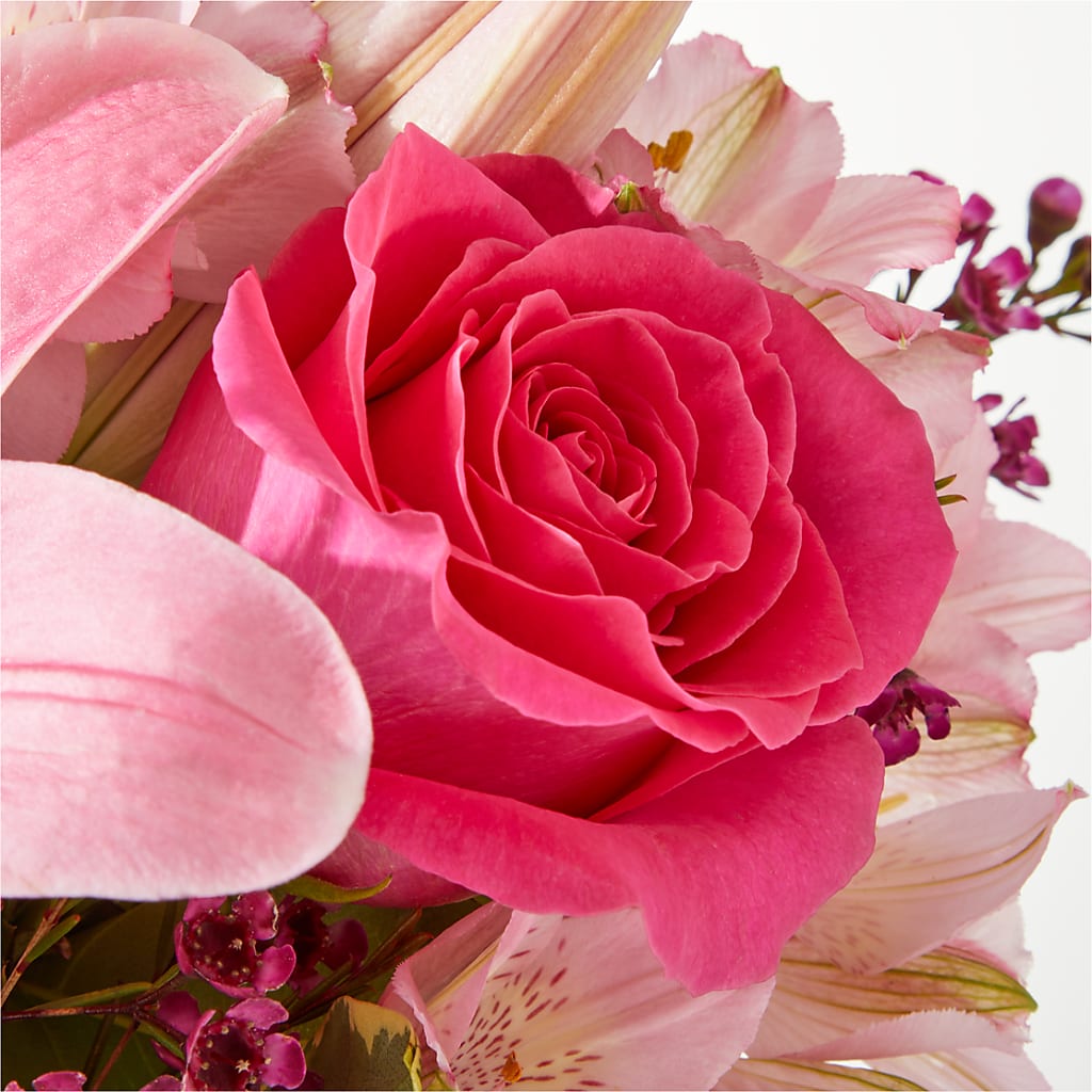Lucky in Love Bouquet – BEN & NEVA'S FLOWERS, Grand Saline TX