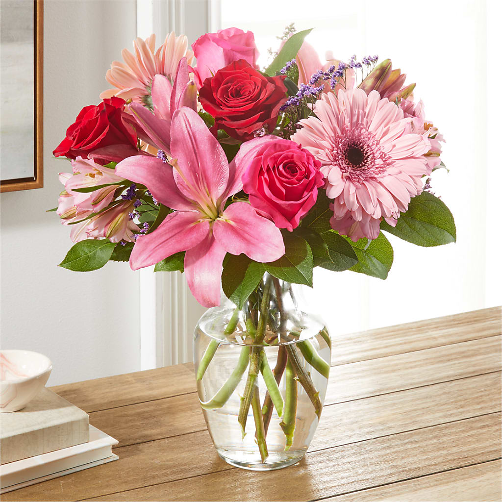 Lots of Love Bouquet – BEN & NEVA'S FLOWERS, Grand Saline TX
