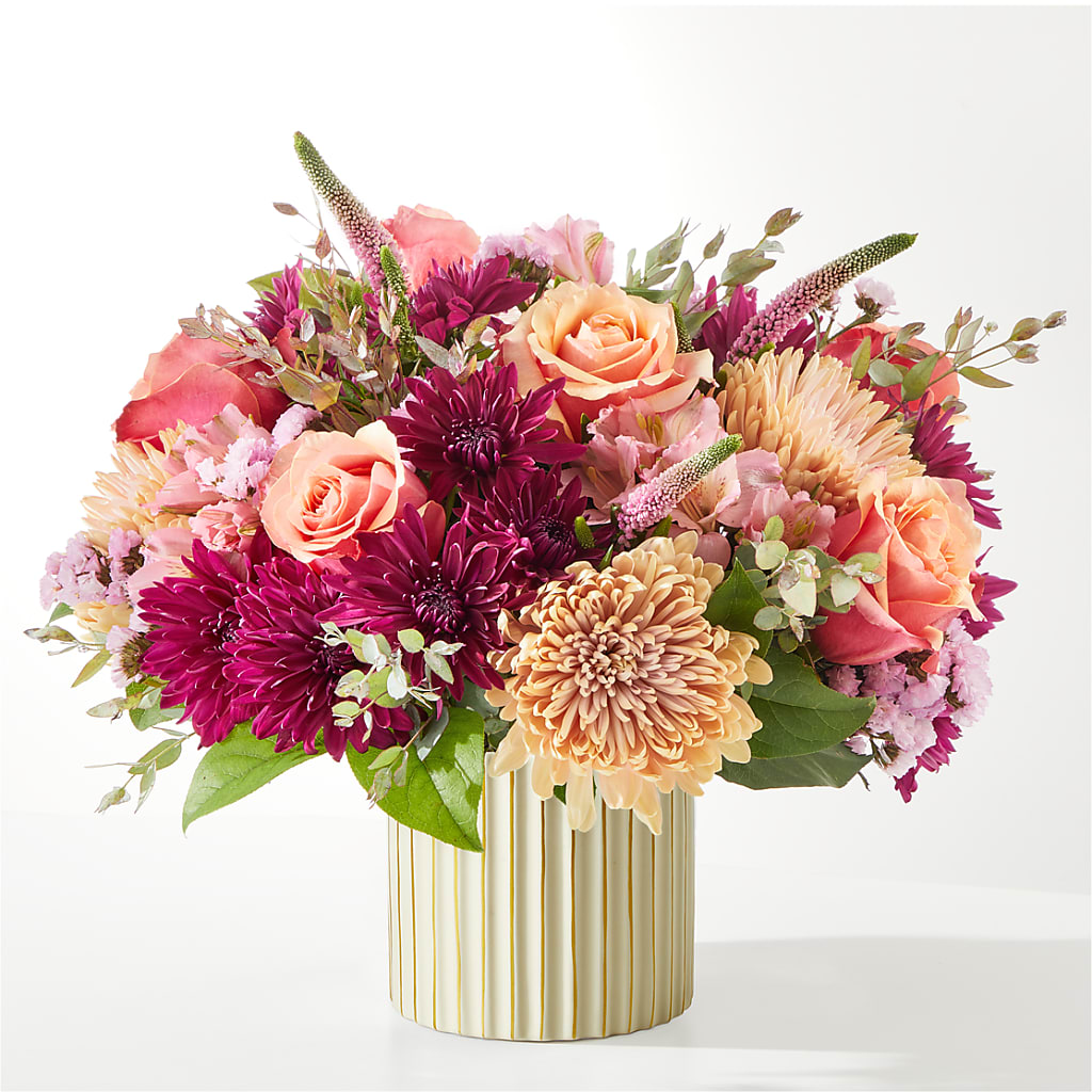 Berry Cobbler Bouquet with Ivory Vase – BEN & NEVA'S FLOWERS, Grand Saline TX