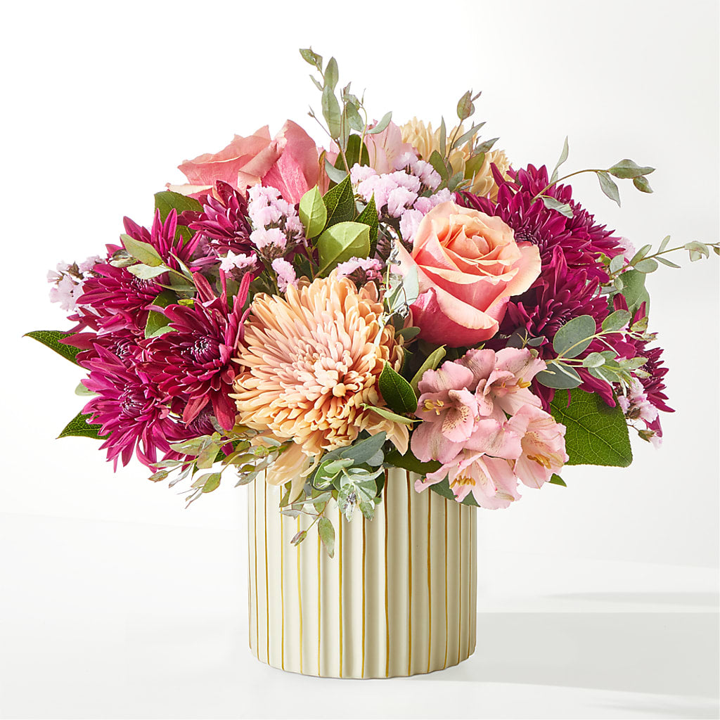 Berry Cobbler Bouquet with Ivory Vase – BEN & NEVA'S FLOWERS, Grand Saline TX