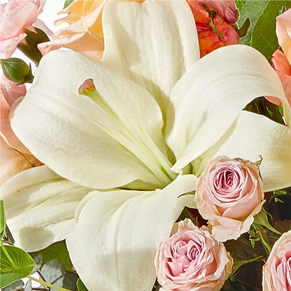 Grapefruit Splash Bouquet – BEN & NEVA'S FLOWERS, Grand Saline TX