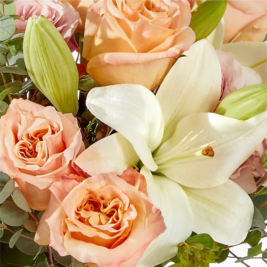 Grapefruit Splash Bouquet – BEN & NEVA'S FLOWERS, Grand Saline TX