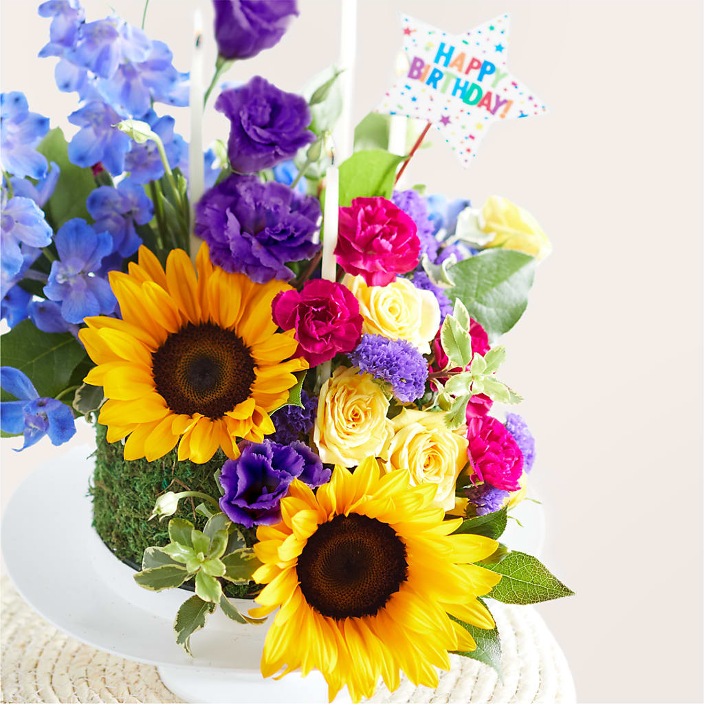 Star of the Day Floral Cake – BEN & NEVA'S FLOWERS, Grand Saline TX